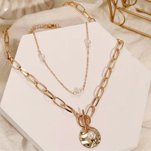 Chunky Gold and Pearl Necklace Set - Picture 2 of 5